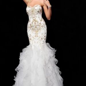 Boutique Strapless Sequin Layered Mermaid Dress